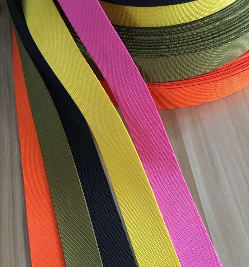 �٤������,�����K������