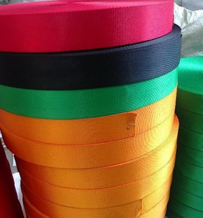 ��ɫ��]����